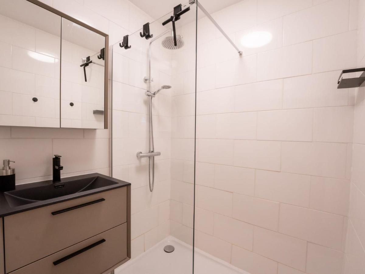Amuzee With Parking & Lateral Sea View By Interhome Apartamento Blankenberge